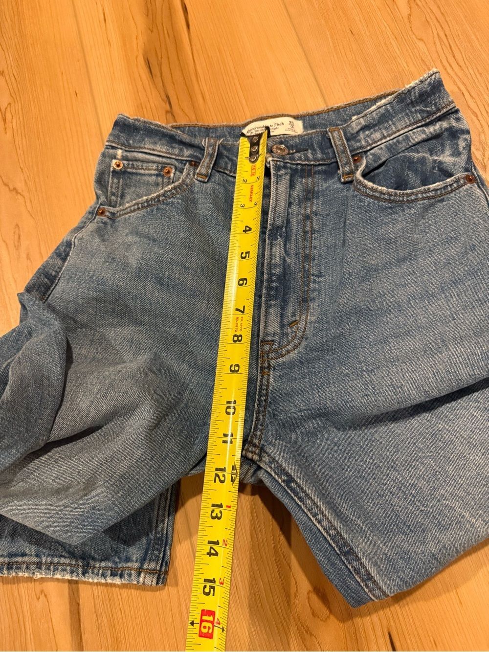 Abercrombie & Fitch 90s slim Straight Ultra High Rise Blue Denim Jeans Size 25/0 - Picture 7 of 8